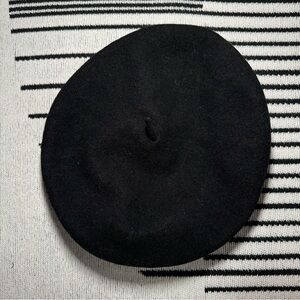 Vintage Wool Black Beret